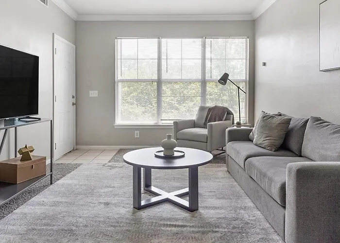 Landing Modern With Amazing Amenities * Tulsa